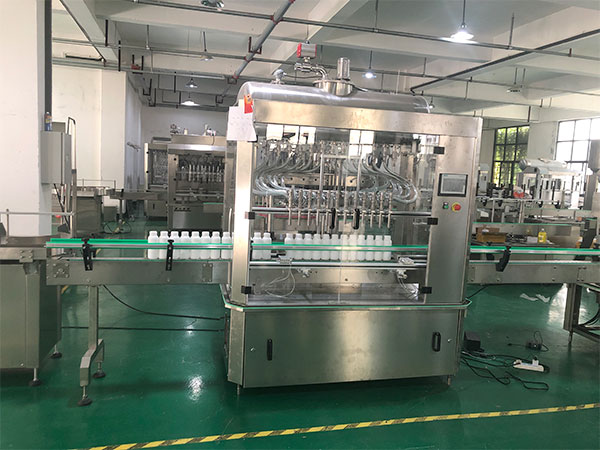 小型多頭定量灌裝機(jī)